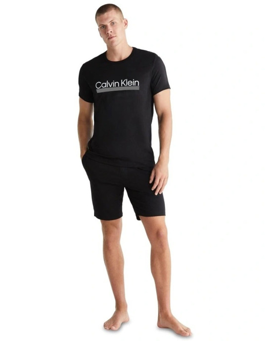 Calvin Klein T-Shirt, Men's Black T-Shirt Calvin Klein T-Shirt, Men's Black T-Shirt