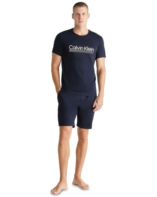 Calvin Klein T-Shirt, Men's Navy T-Shirt Calvin Klein T-Shirt, Men's Navy T-Shirt