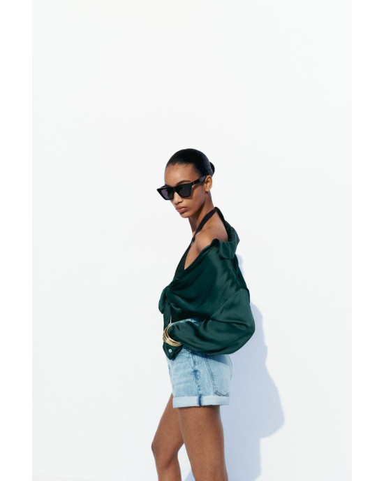 ZARA Shirt, Long Sleeve green Satin Shirt ZARA Shirt, Long Sleeve green Satin Shirt